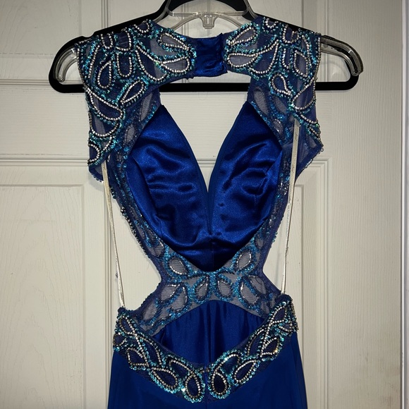 Jasz couture gown - Picture 3 of 14